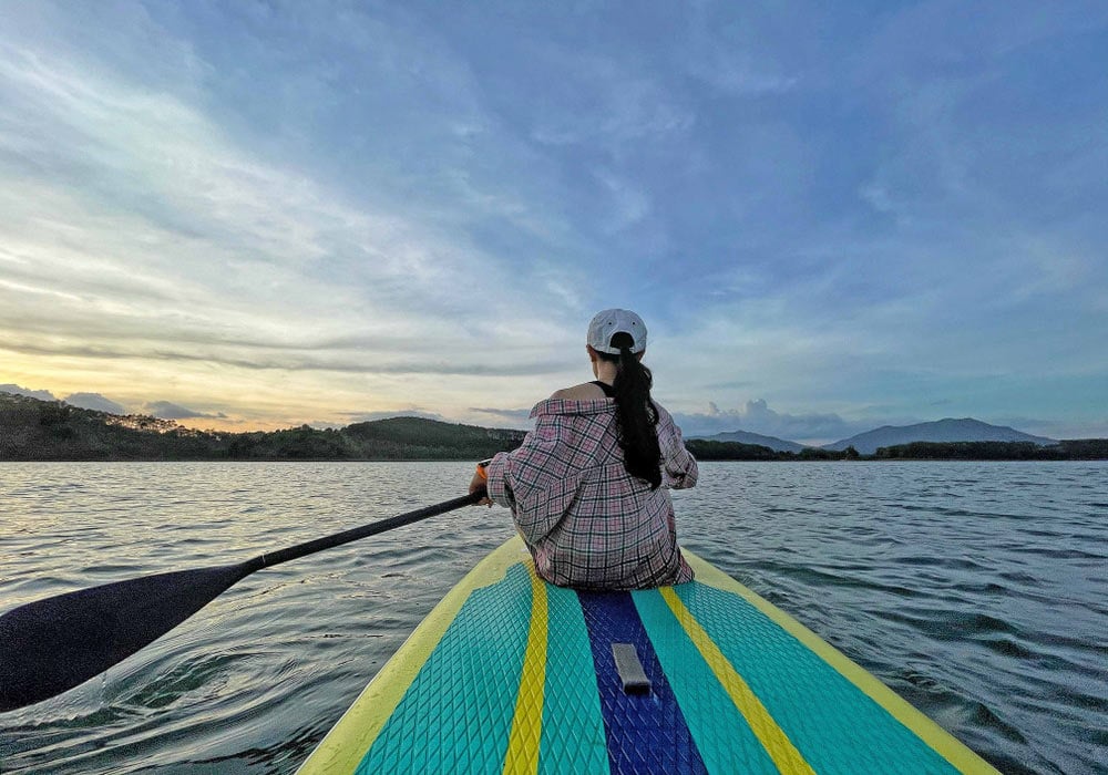 One of the most enjoyable and memorable experiences at Bien Ho Pleiku is taking a boat ride on its c...