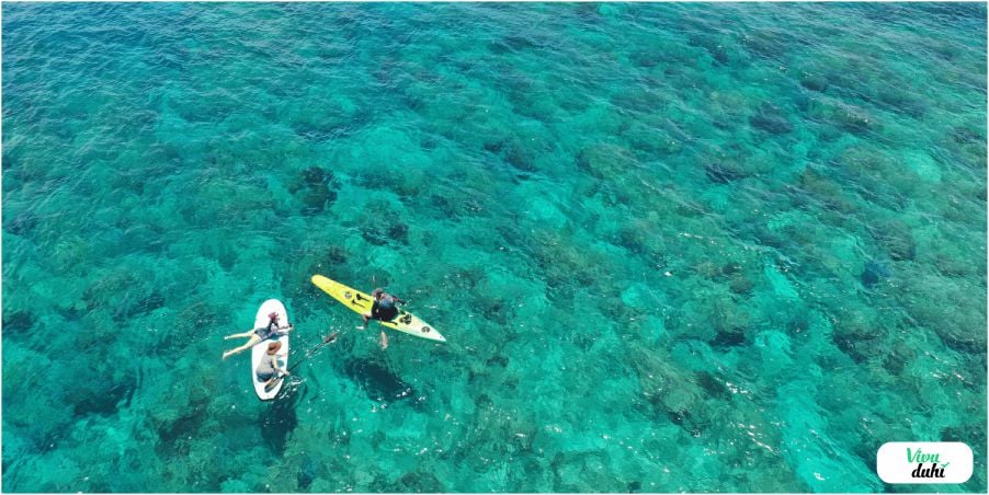 What captivates visitors to My Khe is its crystal-clear, emerald-blue waters all year round, resembl...