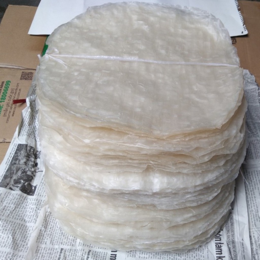 The Hòa Đa Rice Paper Village is located in Hòa Đa hamlet, An Mỹ commune, Tuy An district, Phú Yên p...