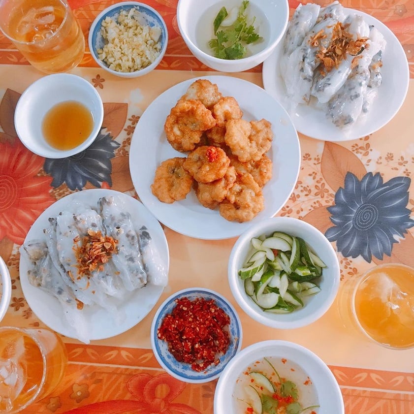 Hạ Long squid cake is incredibly versatile and can be transformed into many appealing dishes. The si...