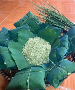 The foundation of all Com delicacies is fresh Com, often likened to the green jewel of autumn. Made ...