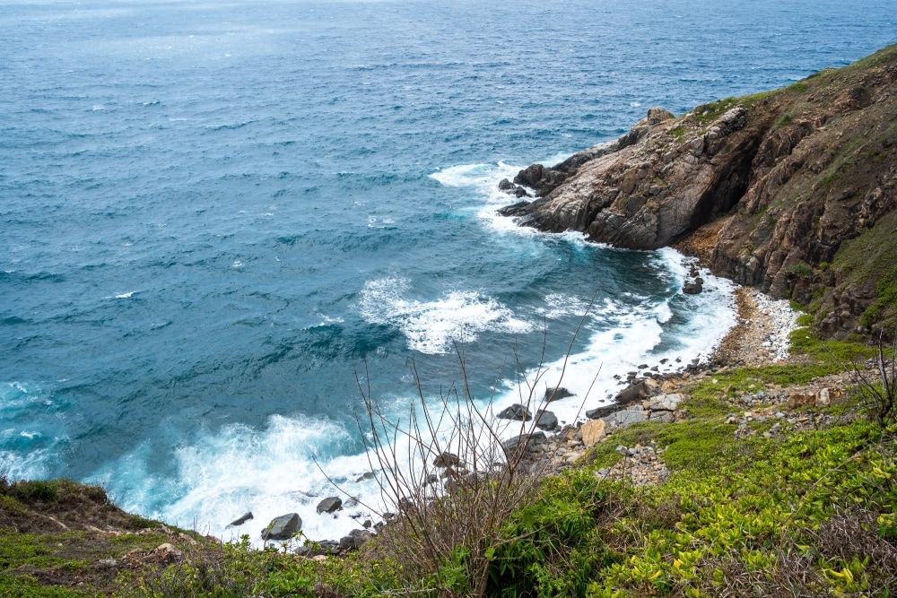 Hon Bay Canh and Hon Cau, two famous ecological tourist spots, are precious gems off the coast of Co...