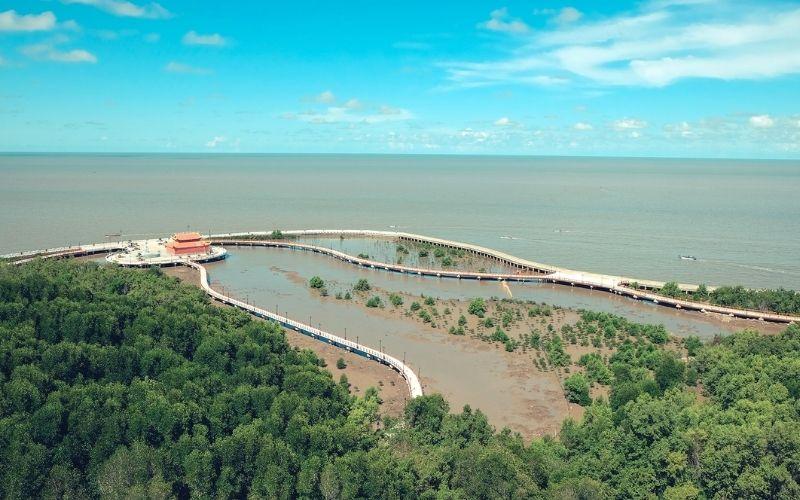 At Mui Ca Mau, you will witness the magical intersection of land and sky. As dawn breaks, the first ...