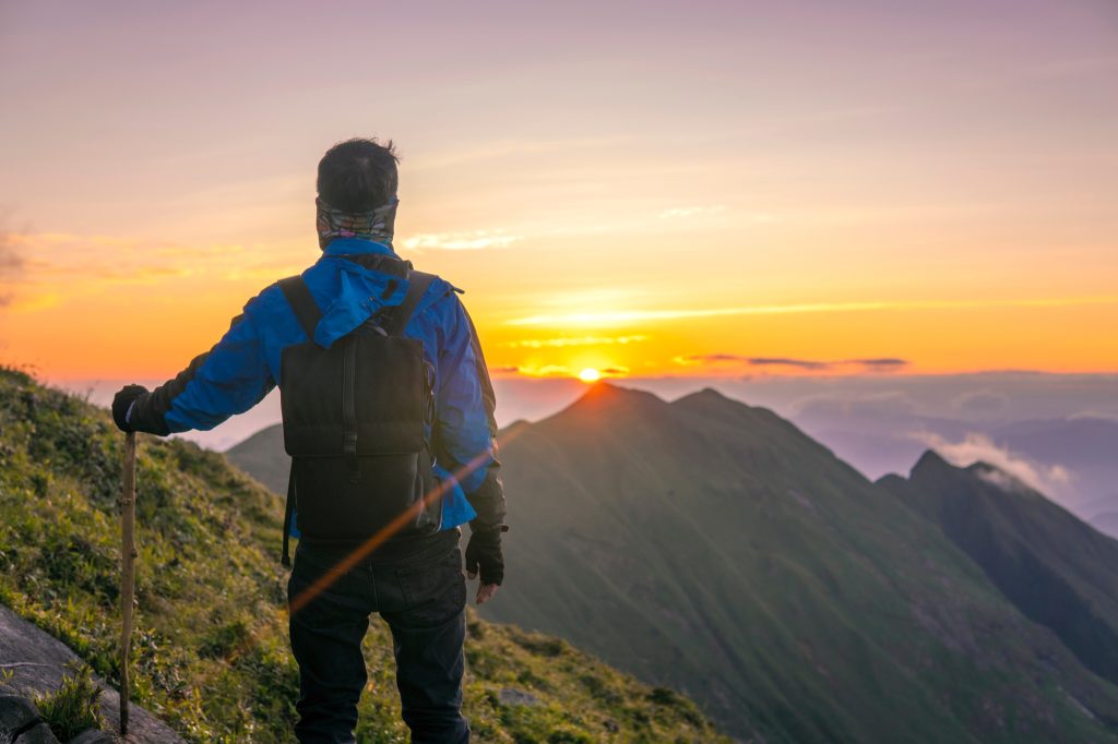 Although Vietnam is a tropical country, Fansipan sometimes offers a magical winter experience: snowf...