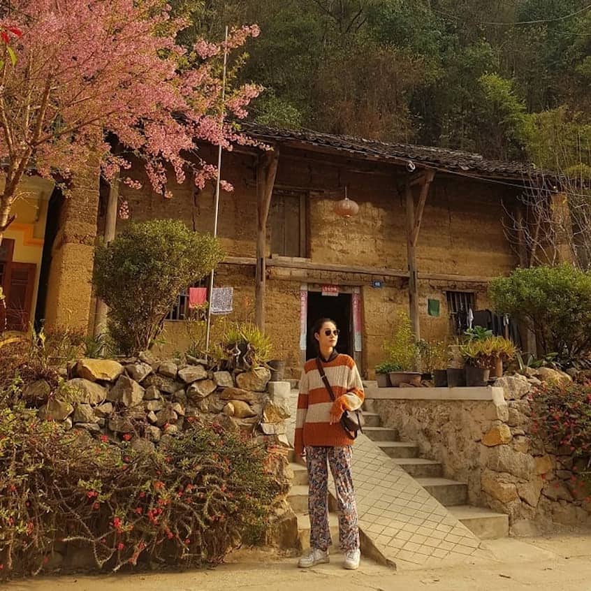 In your frontier exploration journey, Đồng Văn Old Quarter makes an ideal stop to immerse yourself i...