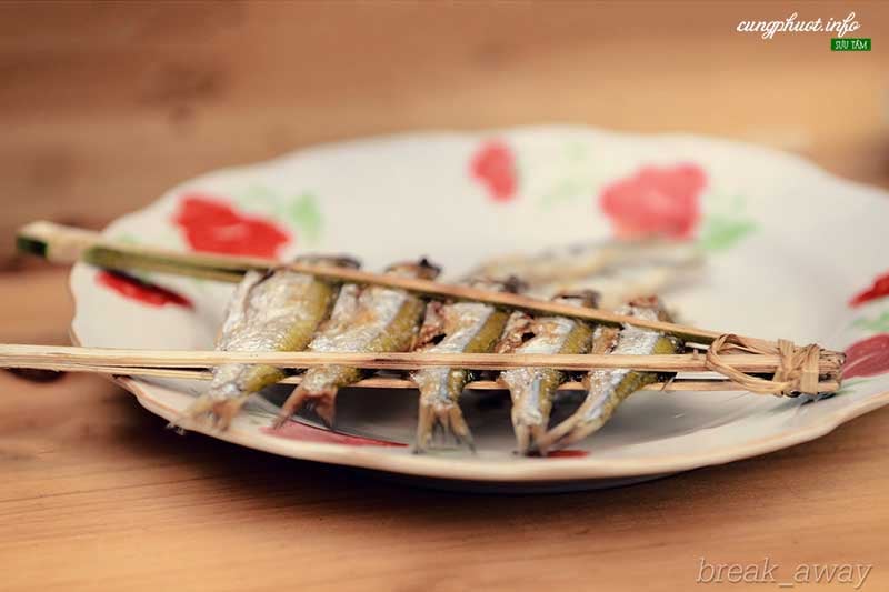 Đến với Hồ Ba Bể, hành trình khám phá sẽ không thể trọn vẹn nếu thiếu đi hương vị ẩm thực độc đáo củ...