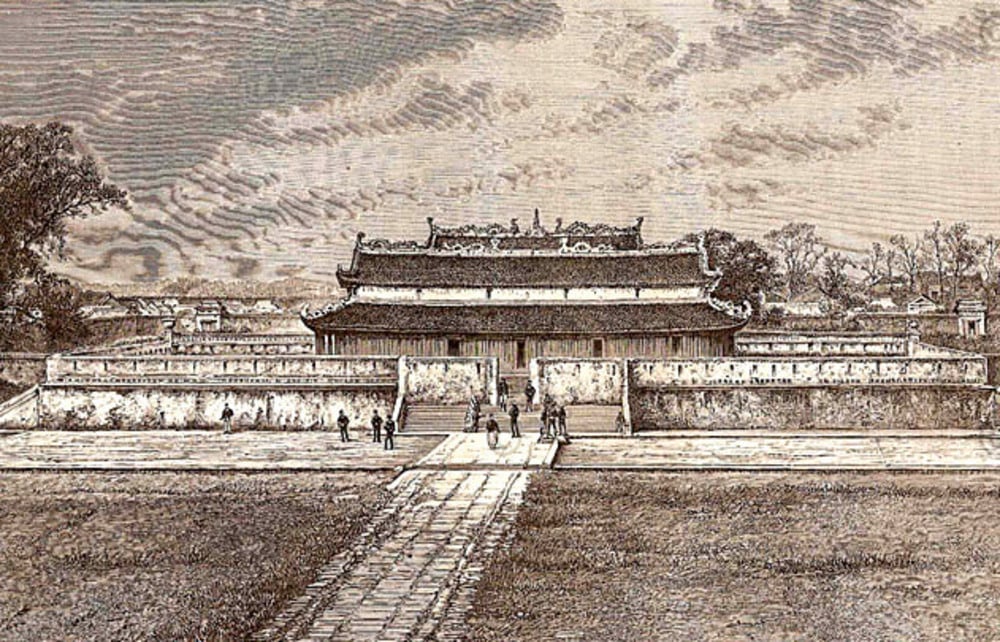 Điện Kính Thiên, the very heart of the Imperial Citadel's power, was where emperors held court, rece...