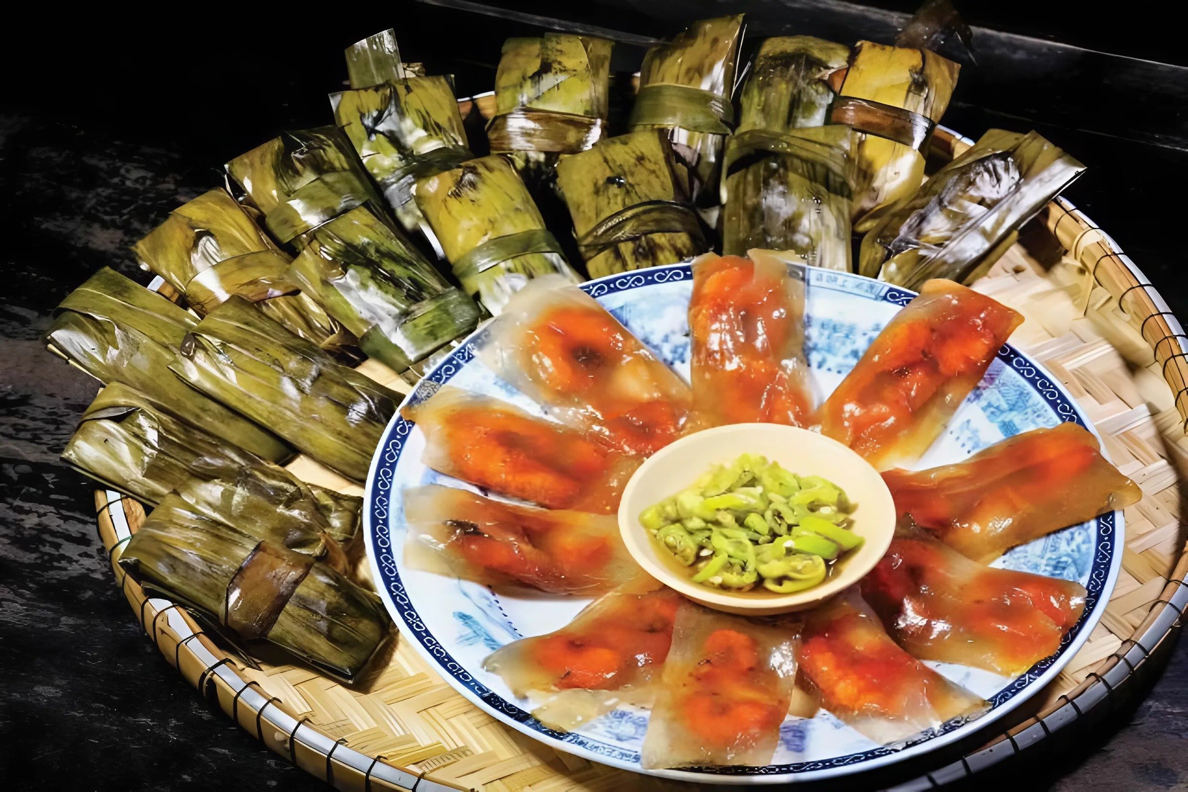 Enjoy this perfect pair at Mệ Xuân (5 Lê Thành Đồng, Bắc Lý, Đồng Hới). Picture a bubbling hotpot of...