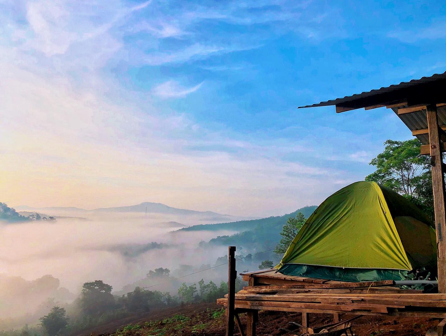 One of the most unforgettable experiences in Măng Đen is cloud hunting. From February to June each y...