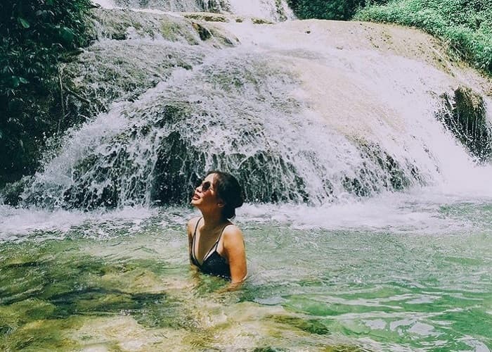 Tucked away in Púng Luông commune, about 20km from Mù Cang Chải town, Nả Háng Tủa Bamboo Forest appe...