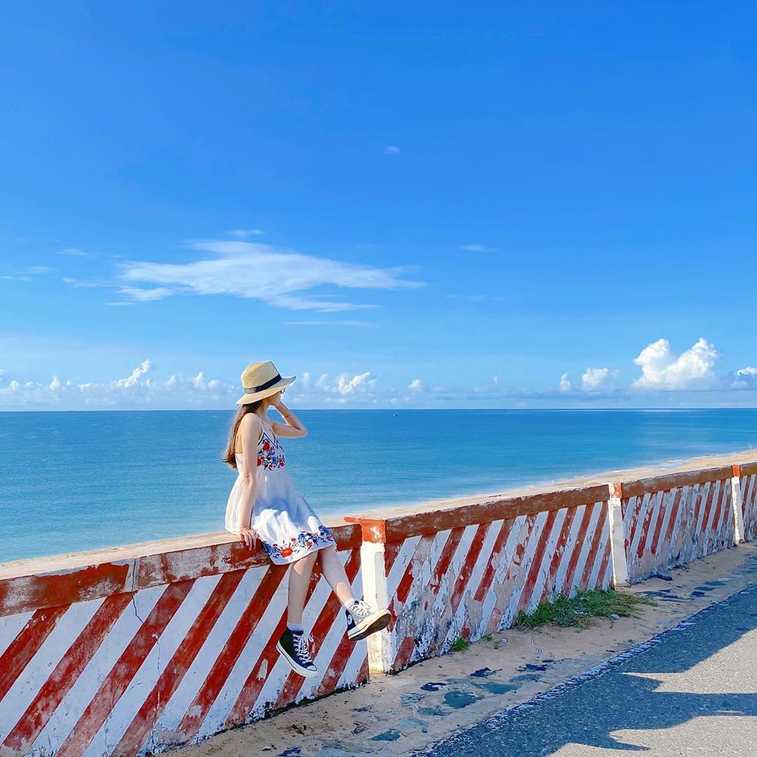 The Hon Rom – Mui Ne coastal road is hailed as one of Vietnam's most scenic coastal routes. Endless ...