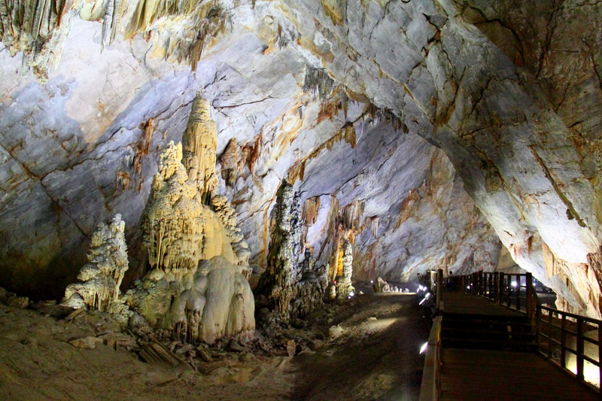 Paradise Cave (Động Thiên Đường), dubbed the “Underground Imperial Palace,” is Asia’s longest dry ca...
