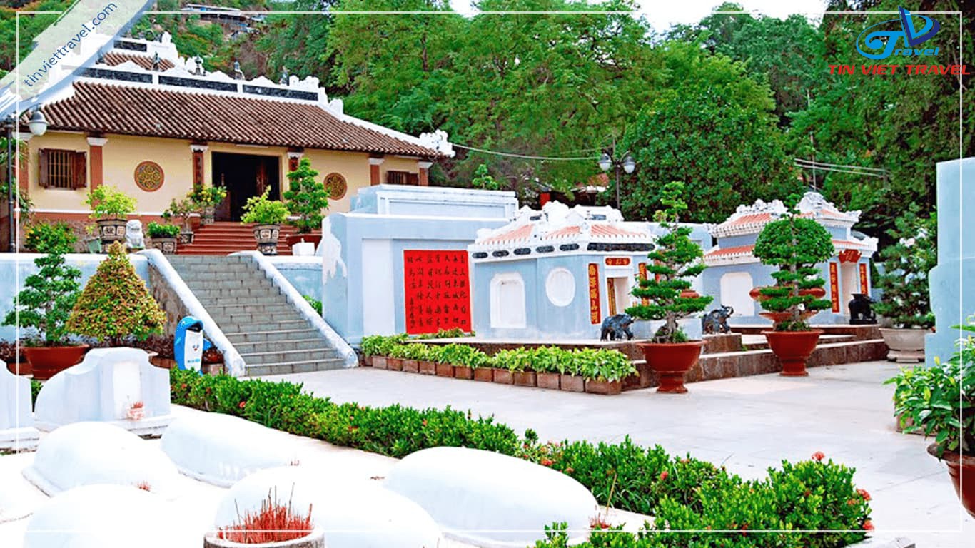 Adjacent to Ba Chua Xu Temple, Thoai Ngoc Hau Tomb is the resting place of Thoai Ngoc Hau, a Nguyễn ...