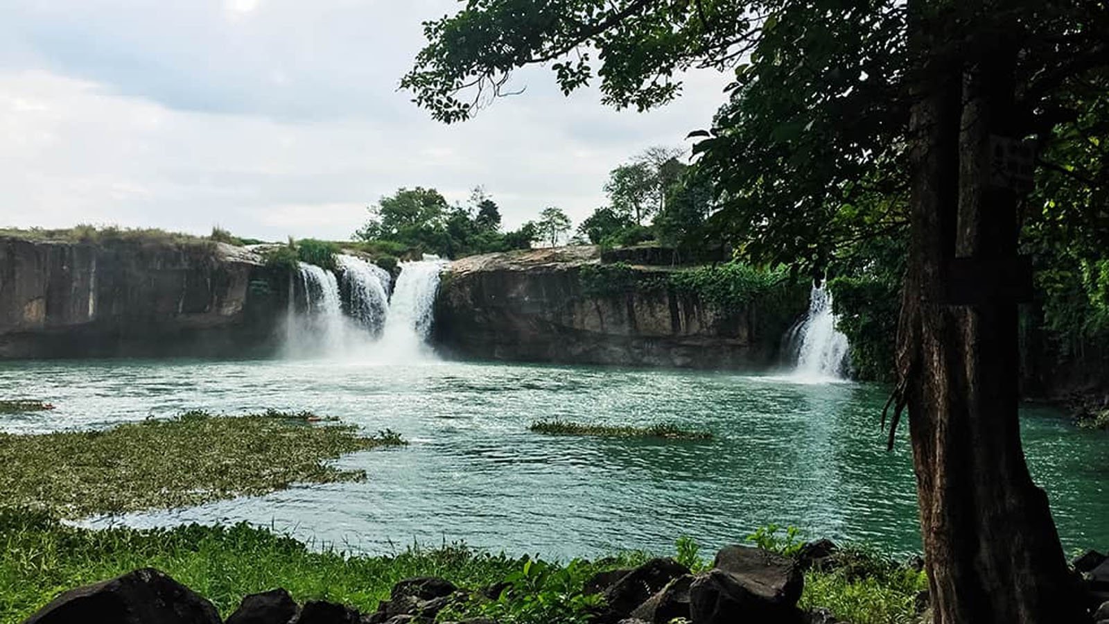 Hidden behind Dray Nur's white curtain of water is a surprisingly vast and mysterious cave, where Pr...