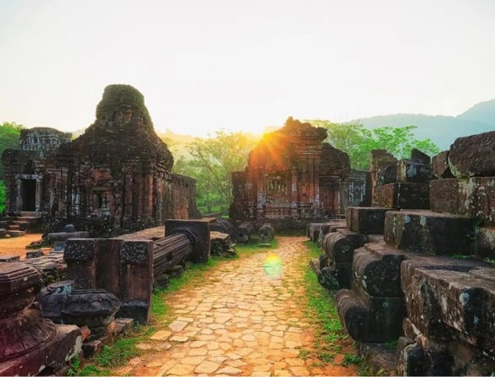 During the restoration and preservation of the temple towers, an Indian expert coincidentally discov...