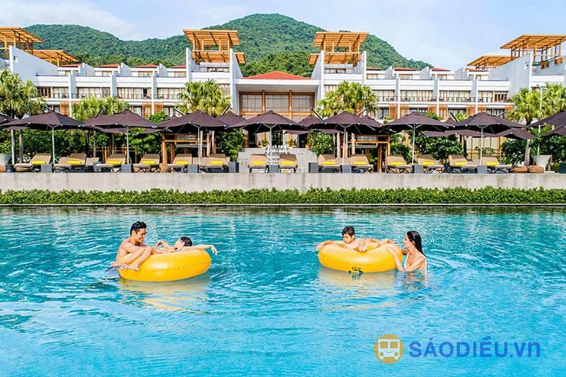 To make your trip to Lăng Cô even more complete, choosing the right accommodation is crucial. Lăng C...