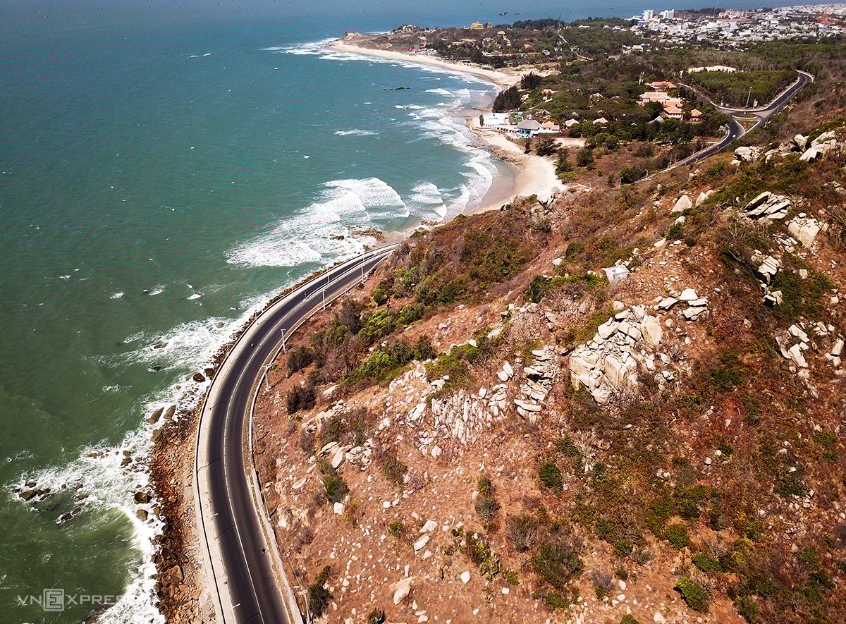 To fully immerse yourself in the beauty of Vung Tau, try a scenic drive along its coastal roads, whe...